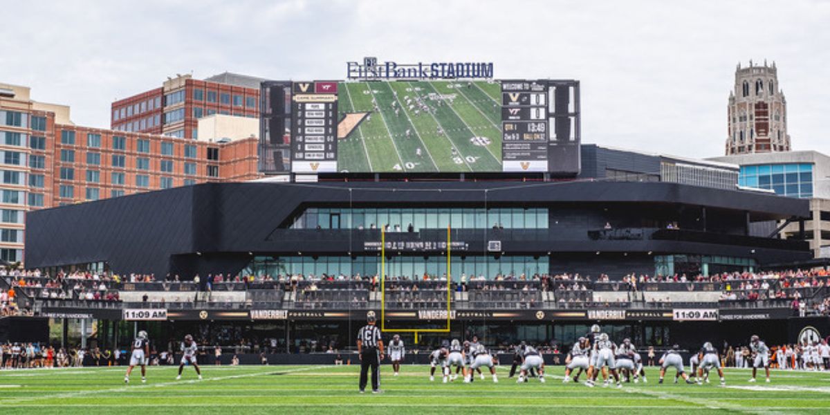 Here’s How L-Acoustics Created an Immersive Audio Experience in a Football Stadium in Tennessee; Thanks to CTSAVL