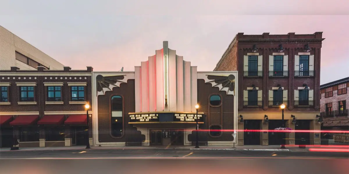 Can Bluetooth Make Theater More Accessible? WYO Says Yes with Auri Install